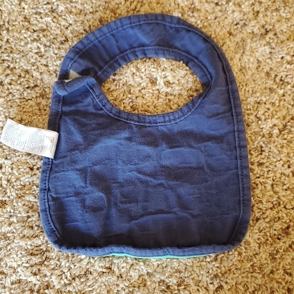 Carter's Bib - Picture 2 of 3
